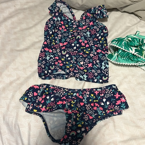 2 Girls 2 Piece Bathing Suits Carters & Janie & Jack - 18 months - Picture 4 of 5
